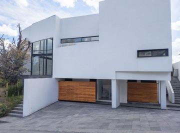 Casa en condominio · 471m² · 3 Recámaras · 4 Estacionamientos - Inmobiliaria Morales Brandt · Exclusiva Residencia en Bosque Real con Amenidades Premium