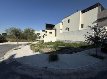 Terreno / Lote · 178m² · Terreno en Venta en Esquina Priv Cumbres Platino Monterrey