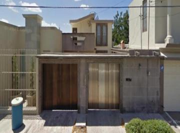 Casa de 3 habitaciones, Reynosa · Casa con 215 m² de Terreno y 3 Recámaras en Venta, Valle Dorado