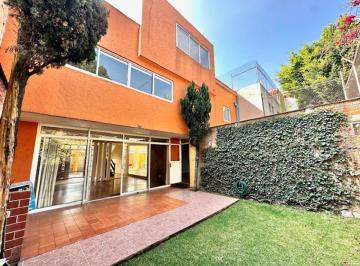 Casa de 3 habitaciones, Alvaro Obregón · Casa en Venta en La Calle Mas Bonita de Las Aguilas (Parte Baja)