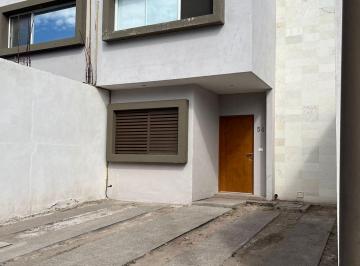 Casa · 100m² · 3 Recámaras · 2 Estacionamientos · Venta Casa Residencial Cantabria Corregidora, Queretaro