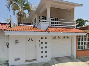 Casa de 3 habitaciones, Tapachula · Casa en Venta en Chiapas