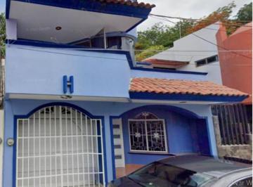 Casa de 3 habitaciones, Tuxtla Gutiérrez · Casa con 100 m² Superficie de Terreno, 3 Recámaras en Venta en Paraíso