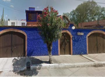 Casa de 4 habitaciones, Irapuato · Casa con 4 Habitaciones en Venta con 430 m² Superficie de Terreno en Irapuato