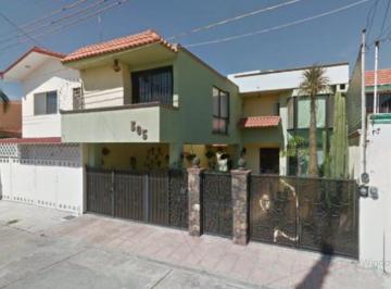 Casa de 3 habitaciones, Salamanca · Casa con 140 m² Superficie de Terreno, 3 Recámaras en Venta en Villarreal