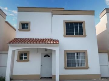 Casa de 3 habitaciones, Torreón · Precioso Inmueble en Residencial Senderos