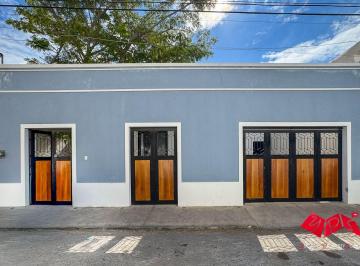 Casa de 3 habitaciones, Mérida · Vida Elegante en El Centro de Mérida en Calle 47 – Casa Amueblada con Garaje y Alberca