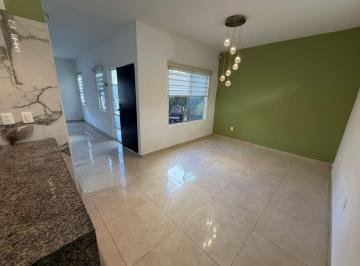 Casa · 3 Recámaras · 2 Estacionamientos · Casa en Renta de 3 Recámaras en Residencial Catania | Amenidades Premium y Seguridad 24/7