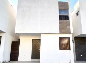 Casa de 3 habitaciones, García · En Venta Casa en Veranda Residencial, Zona de Gran Plusvalía en García, Nl.