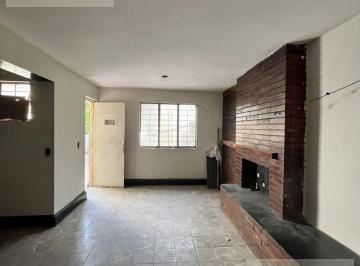 Casa · 300m² · 4 Recámaras · Oportunidad de Flipping| Santa Lucía, Centro Mty| 4 Departamentos |$6 Mdp