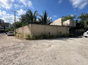Terreno / Lote · 284m² · Terreno en Esquina Para Inversión – Av Huayacán, Cancún