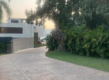Terreno / Lote · 300m² · Terreno en Vista Hermosa