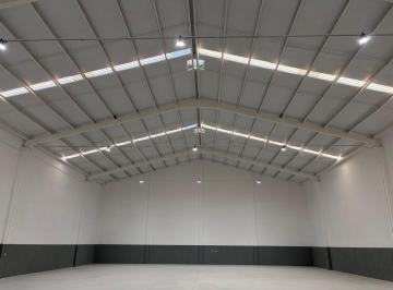 Bodega comercial · 1077m² · 4 Estacionamientos · Bodega en Renta en Magna Park 2,santa Catarina