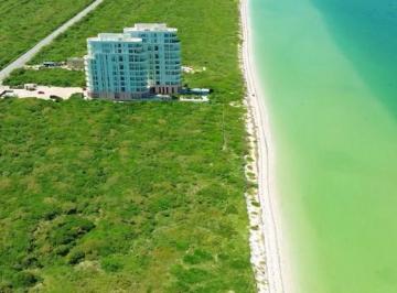 Terreno / Lote · 2501m² · Terreno en Venta Frente Al Mar