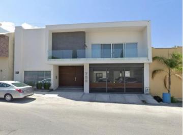 Casa de 4 habitaciones, Guadalupe · Hermosa Casa de 290 m² en Country La Silla en Venta!