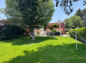 Casa de 3 habitaciones, Puebla · Casa en Venta Cerca Club Britania Zavaleta con Mucho Jardín