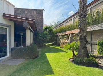Casa de 3 habitaciones, San Andrés Cholula · Casa en Venta Zavaleta en Exclusivo Fraccionamiento con Jardín