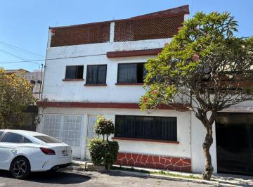 Casa de 4 habitaciones, Iztacalco · Gran Casa en Militar Marte!