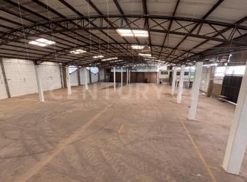 Local comercial · 2000m² · 4 Estacionamientos · Renta de Bodega en Puebla, Av Principal Forjadores