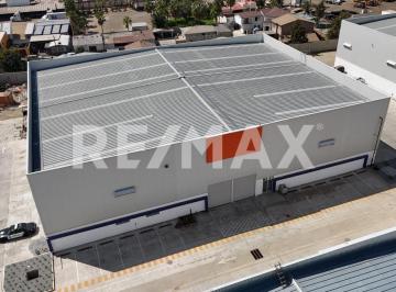Bodega comercial · 2641m² · 9 Estacionamientos · Bodega en Renta de 2641.68 m², en El Murua, Tijuana