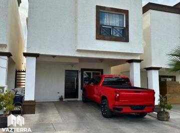 Casa de 3 habitaciones, Chihuahua · Casa en Venta en La Cantera