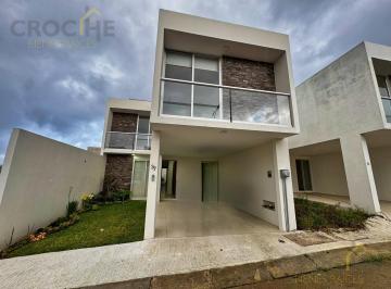 Casa · 177m² · 3 Recámaras · Casa en Venta en Xalapa Fraccionamiento La Vista Colonia Emiliano Zapata Zona Uv