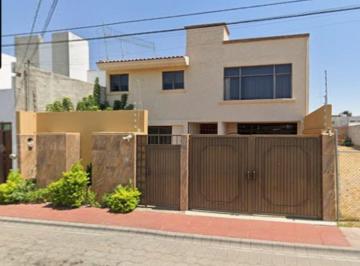 Casa de 5 habitaciones, Aguascalientes · Casa en Venta Ubicada Jardines de La Concepcion II Aguascalientes
