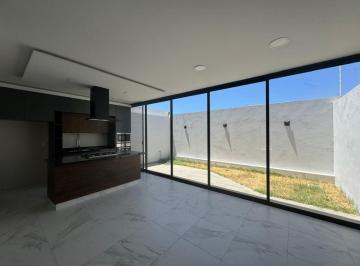 Casa de 3 habitaciones, Zapopan · Casa en Venta Valle Imperial