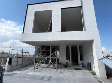 Casa · 250m² · 3 Recámaras · 2 Estacionamientos · Casa en Residencial San Nicolás
