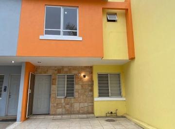 Casa en condominio de 4 habitaciones, San Pedro Tlaquepaque · Casa en Venta Espaldas del Iteso