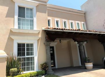 Casa en condominio de 3 habitaciones, Querétaro · Casa en Renta en Querétaro | Claustros de Santiago – Centro Sur