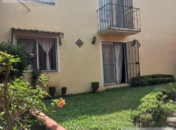 JARDIN PRIVADO · Casa en Venta en Cuernavaca, en Condominio con Jardín Privado, Alberca Comun y Vigilancia