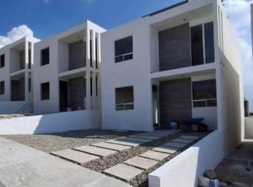 Casa de 4 habitaciones, Mineral de la Reforma · Casa en Venta en Pachuquilla 2 Niveles 4 Recamaras Enfrente de Camello Cerca del Centro