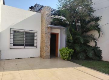 Casa de 3 habitaciones, Zapopan · Casa en Renta en Chapalita
