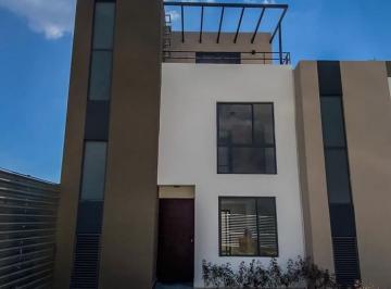 Casa en condominio · 135m² · 3 Recámaras · 2 Estacionamientos · Casa en Venta Modelo Recinto - Calimaya