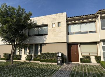 Casa en condominio · 170m² · 3 Recámaras · 2 Estacionamientos · Casa en Venta Modelo Castilla Plus Lomas Virreyes, Calimaya