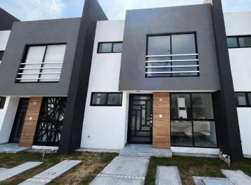 Casa · 169m² · 4 Recámaras · 2 Estacionamientos · Casas en Preventa en San Isidro Castillotla 4 Recámaras y Roof