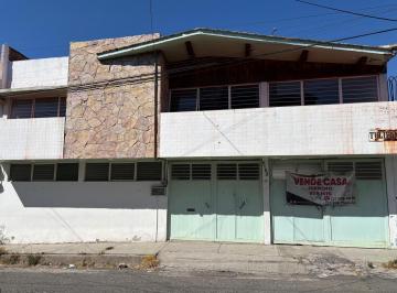 Casa · 689m² · Casa con Terreno de 508 m² en Col. Bugambilias, Puebla