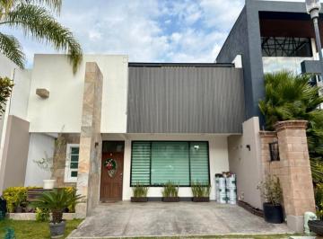 Casa de 4 habitaciones, San Andrés Cholula · Casa de Oportunidad en Venta en Parque Castellana Lomas de Angelópolis