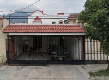 Casa de 3 habitaciones, Guadalupe · Hermosa Casa en Camino Real con Excelente Ubicación y Alta Plusvalía