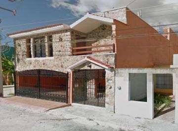 Casa de 3 habitaciones, Campeche · Hermosa Casa con Gran Ubicación en San Francisco Campeche