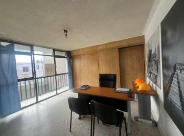 Casa · 251m² · 4 Recámaras · 6 Estacionamientos · Casa en Venta en Mercurio, Qro