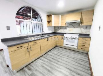 Casa de 3 habitaciones, Corregidora · Casa en Venta Remodelada en Corregidora
