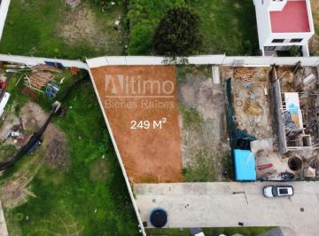 Terreno / Lote , Zapopan · Terreno en Esquina Dentro de Coto en Parques Vallarta