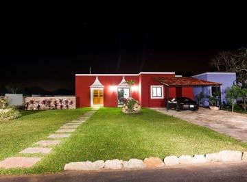 Casa de 2 habitaciones, Progreso · Casa en Venta Mérida, Tipo Hacienda Al Norte de La Ciudad