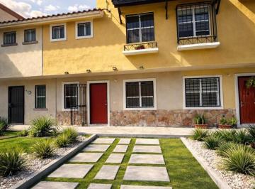 Casa · 3 Recámaras · 2 Estacionamientos · Casa en Venta en Real Solare