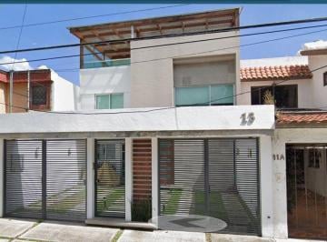 Casa de 3 habitaciones, Naucalpan de Juárez · Casa en Venta en Calle Luis Cabrera en Cd. Satélite, Naucalpan de Juárez, Méx.