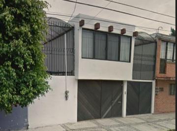 Casa de 4 habitaciones, Puebla · Se Vende Casa En: Rio Conchos, Jardines de San Manuel, Heroica de Puebla de Zaragoza, Puebla.
