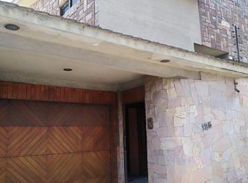 Casa · 405m² · 4 Recámaras · 5 Estacionamientos · Casa Venta en Sn Lorenzo Tepaltitlan
