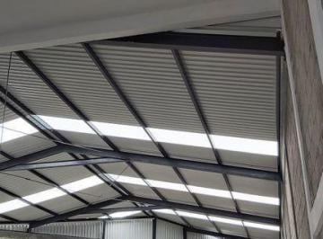 Bodega comercial · 302m² · 2 Estacionamientos · Bodega 3 en Renta, Zinacantepec Calz. del Pacifi